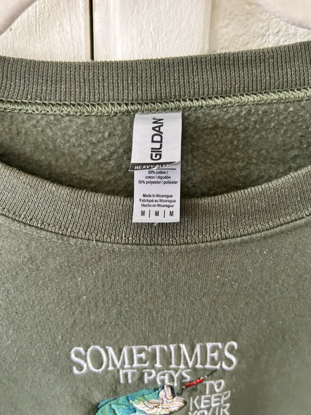 Embroidered Fishing Sweatshirt | Olive Green | Women's Medium